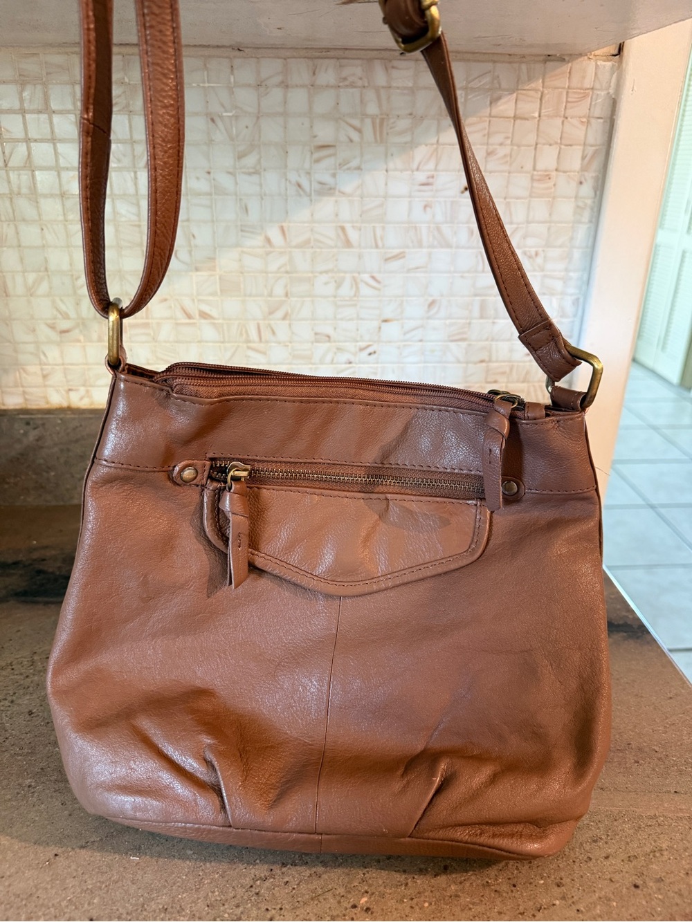 Women's Brown Leather Shoulder Bag - Casual Everyday Carry